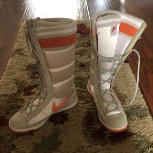 Nike boot